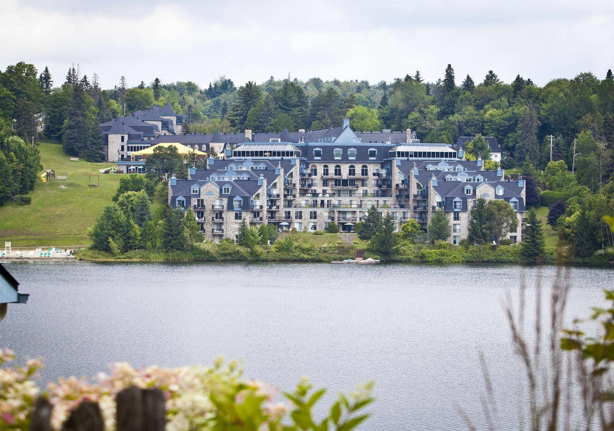 Hotel Le Chantecler Sainte-Adele Exterior photo